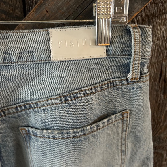 Women's Pistola Light Wash Jeans - Picture 3 of 4